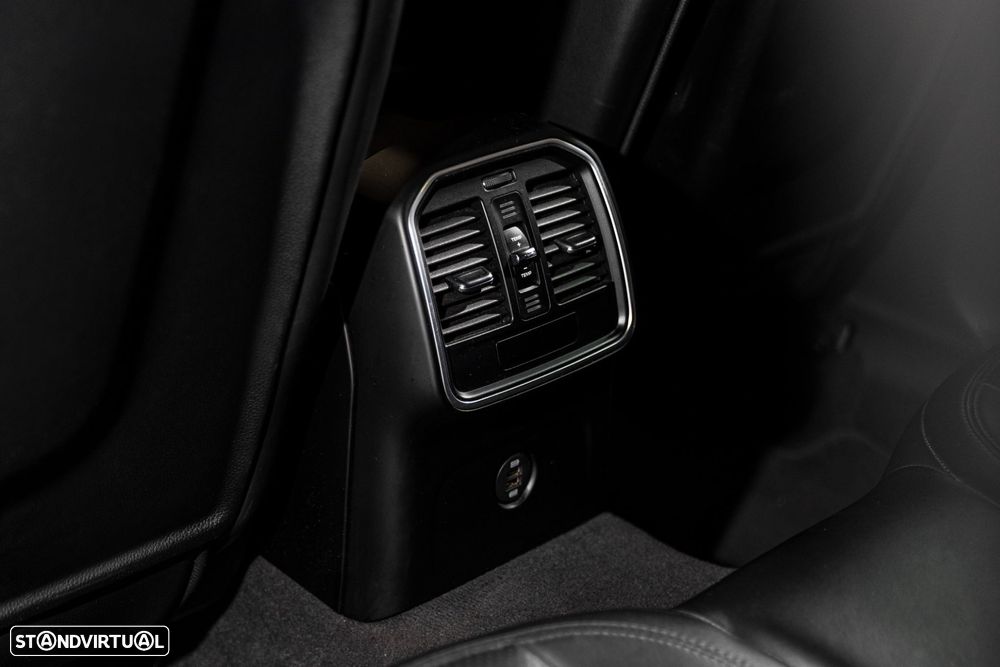 Porsche Macan 2.0T - 23