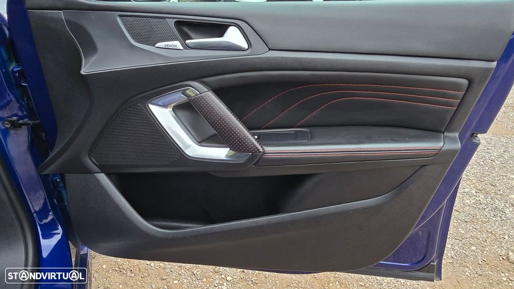 Peugeot 308 1.6 e-THP GT - 42