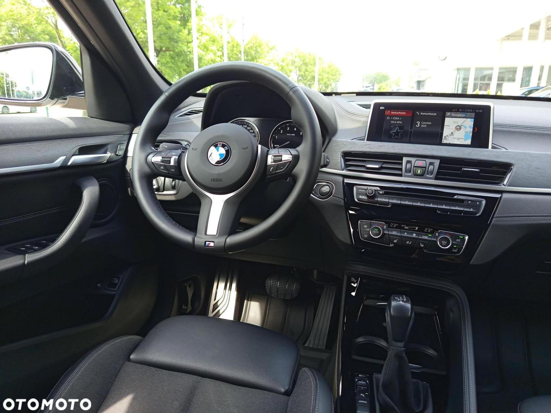 BMW X1 - 13