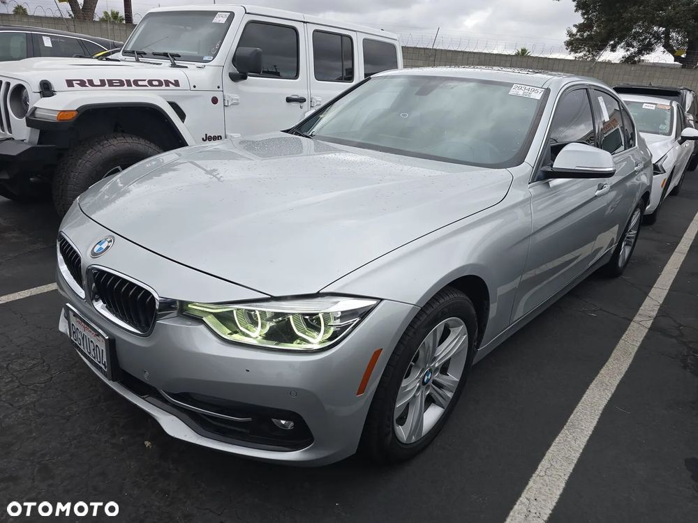 BMW Seria 3 330i GPF Luxury Line sport - 7