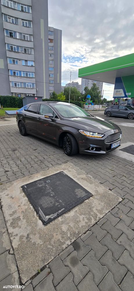 Ford Mondeo 2.0 TDCi Powershift Titanium - 2