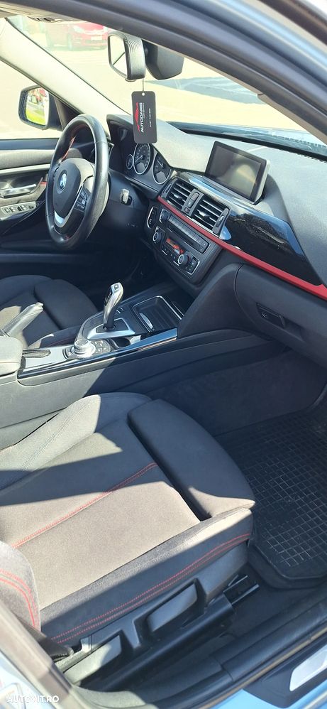 BMW Seria 3 2012 photo 2