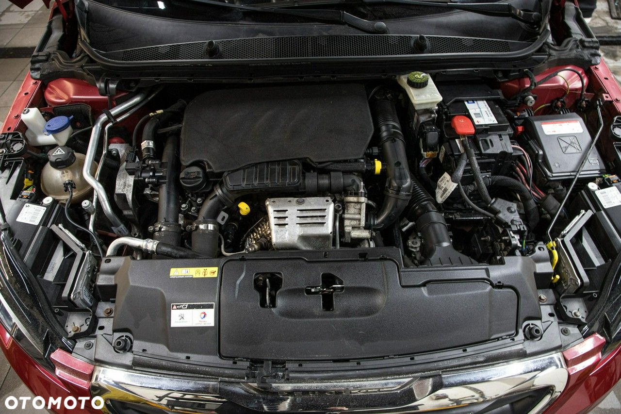 Peugeot 308 - 33