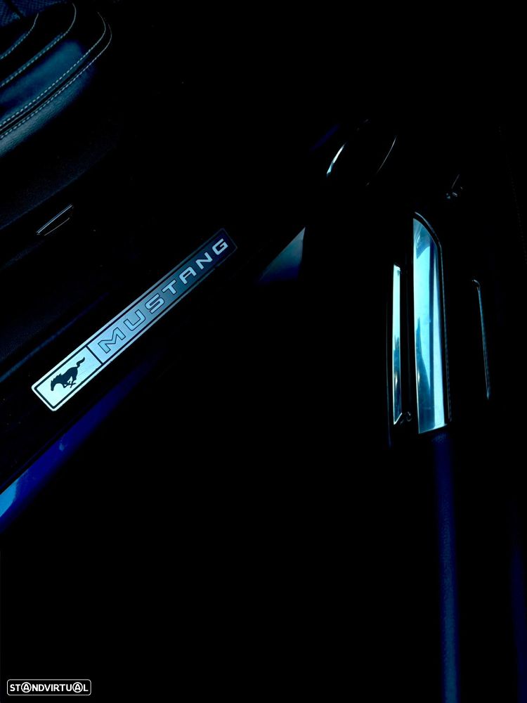 Ford Mustang Cabrio 2.3 Eco Boost - 12