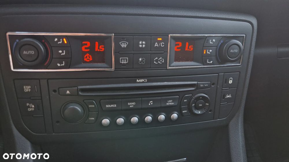 Citroën C5 2.0i 16V Confort - 8