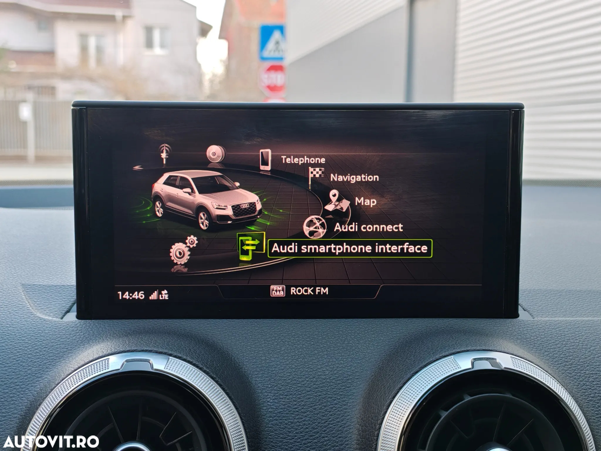 Audi Q2 30 TDI Advanced - 35