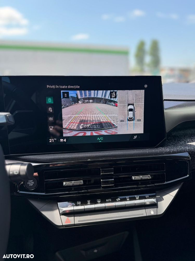 Renault Clio VI E-Tech 160 HEV Techno - 13