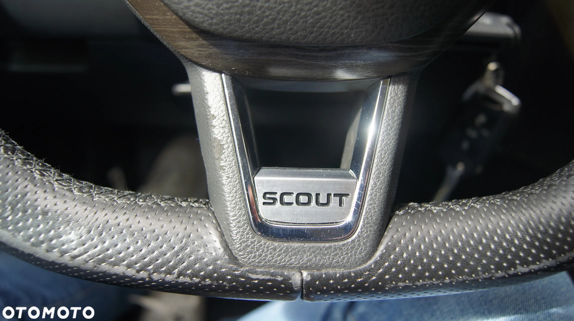 Skoda Octavia Combi 2.0 TDI 4x4 DSG Scout - 27