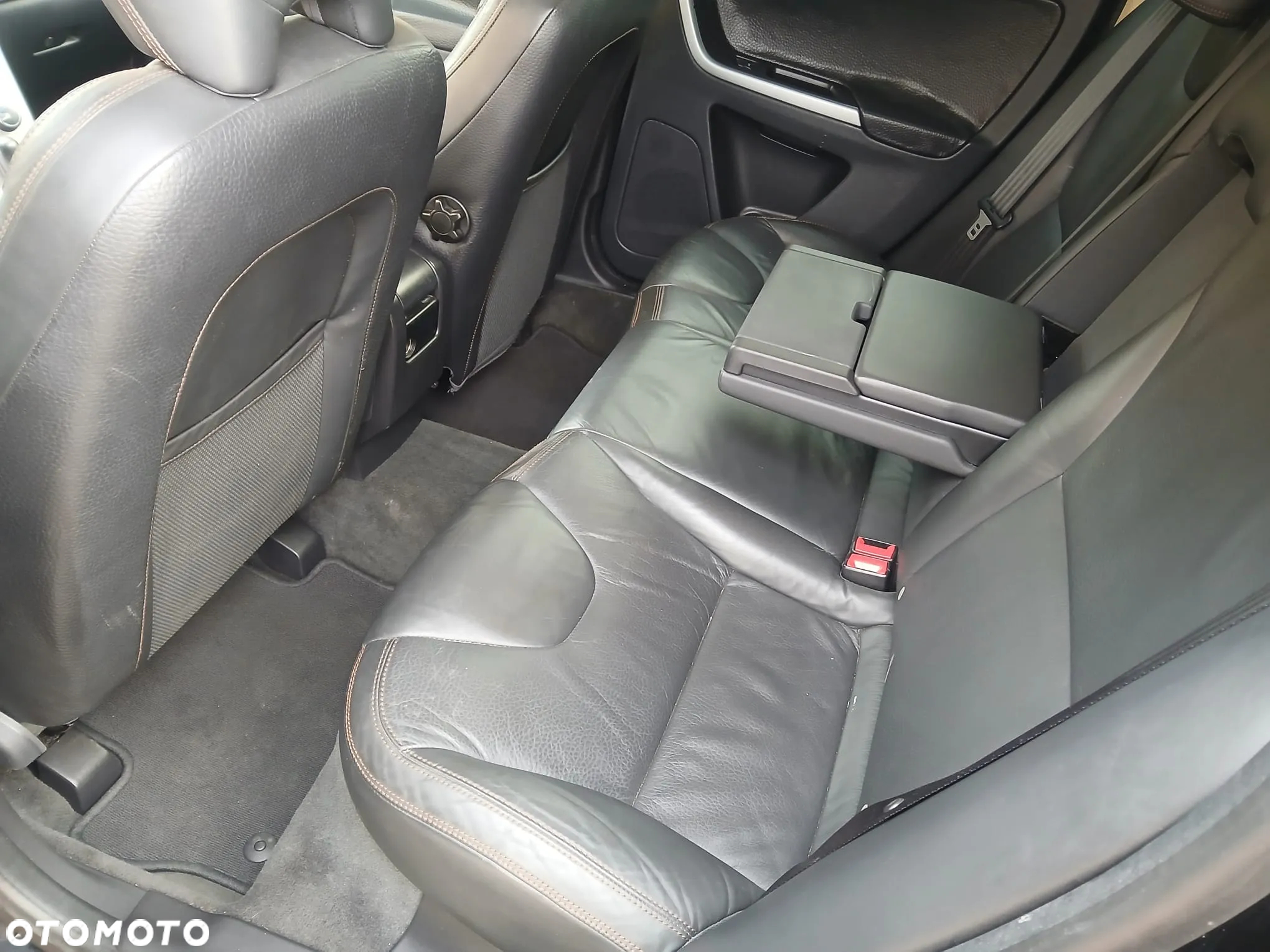 Volvo XC 60 - 34