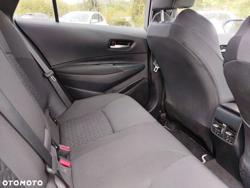 Toyota Corolla 1.8 Hybrid Comfort - 10