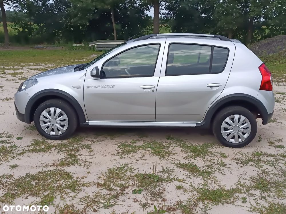 Dacia Sandero Stepway 1.6 - 2