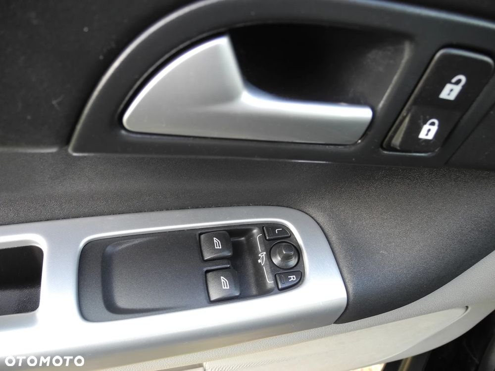 Volvo C30 1.6 Momentum - 10