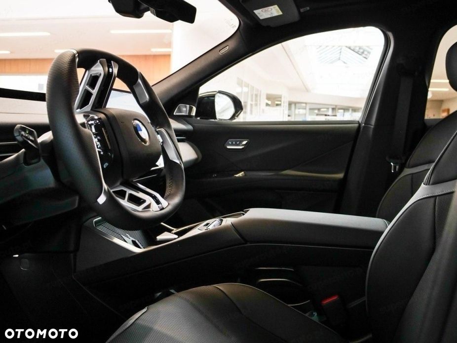BMW iX3 - 8