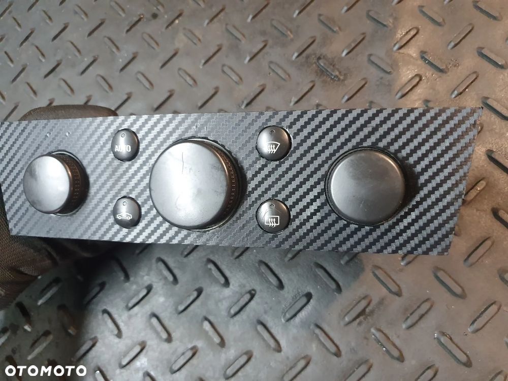 PANEL STEROWANIA NAWIEWU KLIMATYZACJI 13138196 OPEL VECTRA C 02- - 3