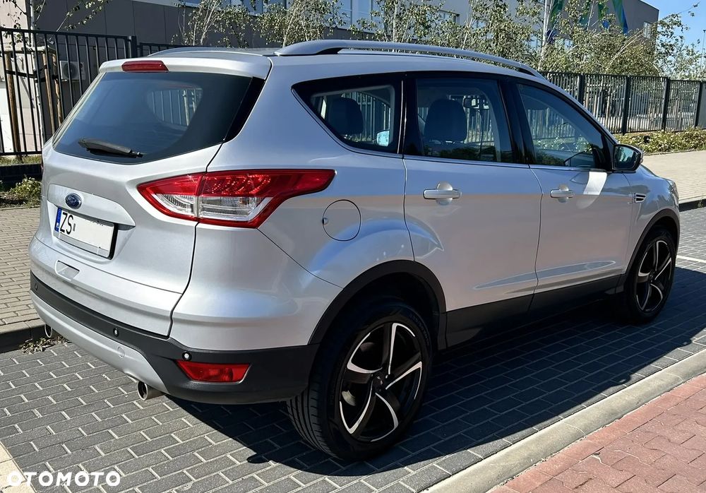 Ford Kuga 2.0 TDCi 4x4 Titanium - 12