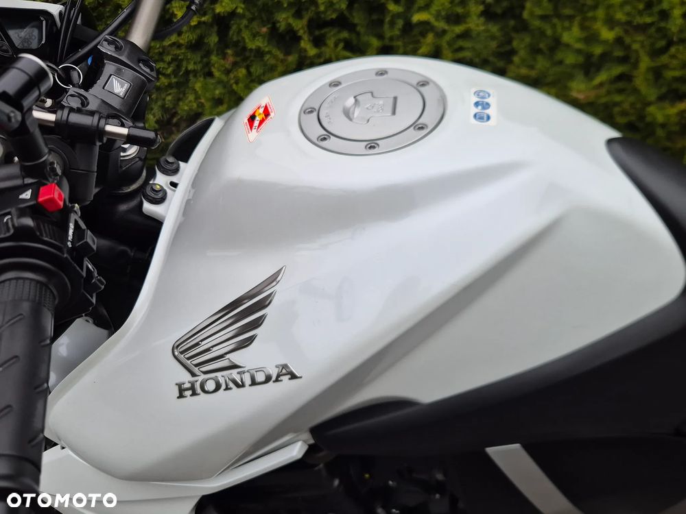 Honda CB - 24