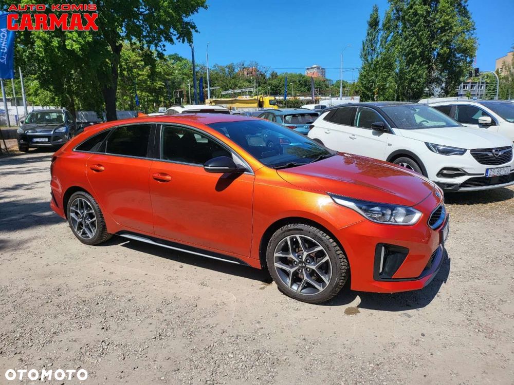 Kia ProCeed 1.6 CRDi SCR GT LINE - 9