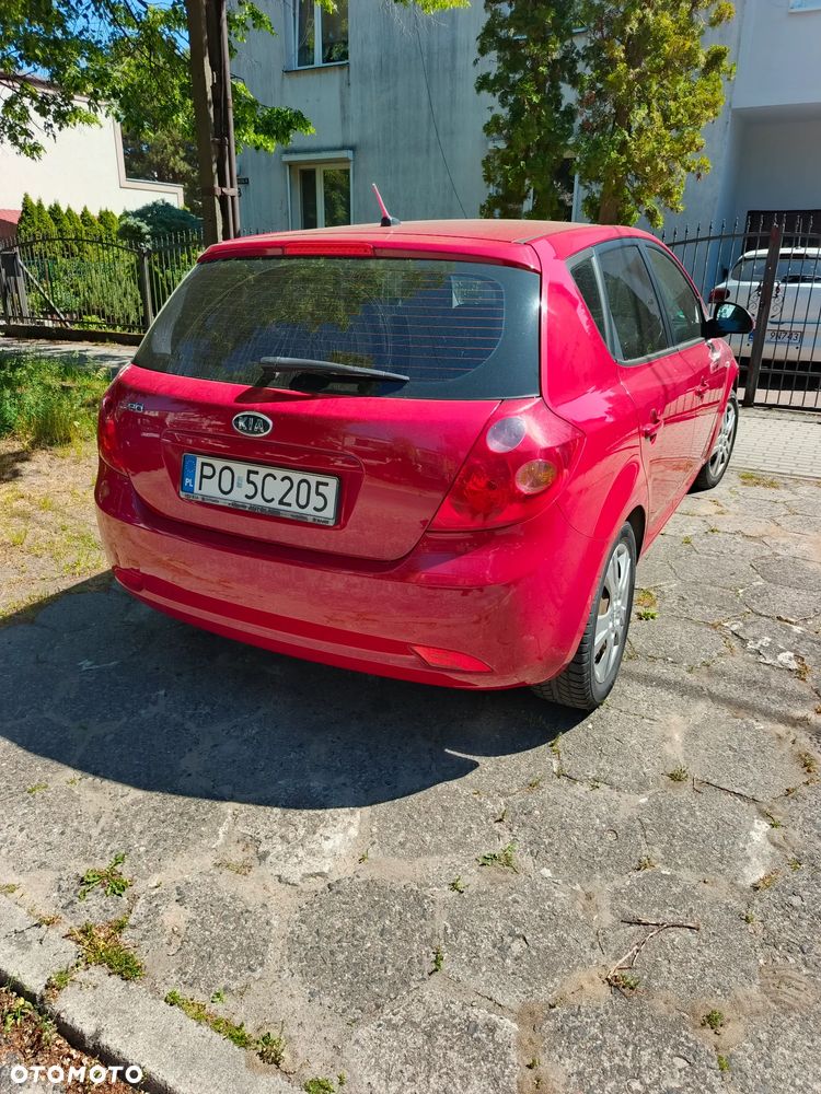 Kia Ceed 1.4 Comfort - 4