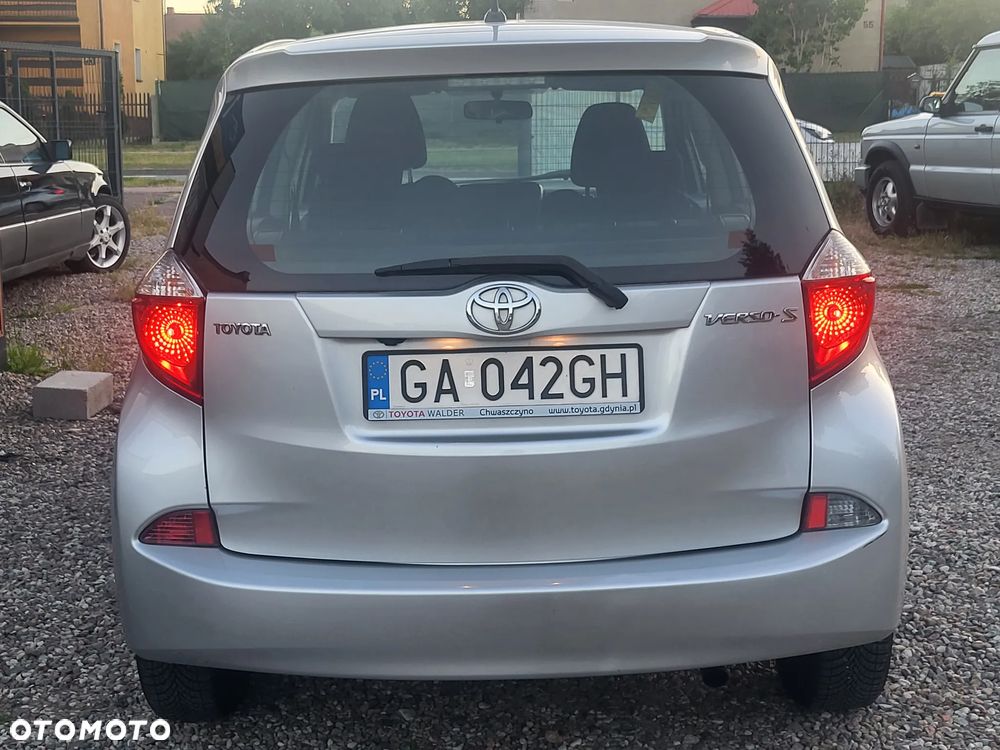 Toyota Verso S 1.33 Premium - 9