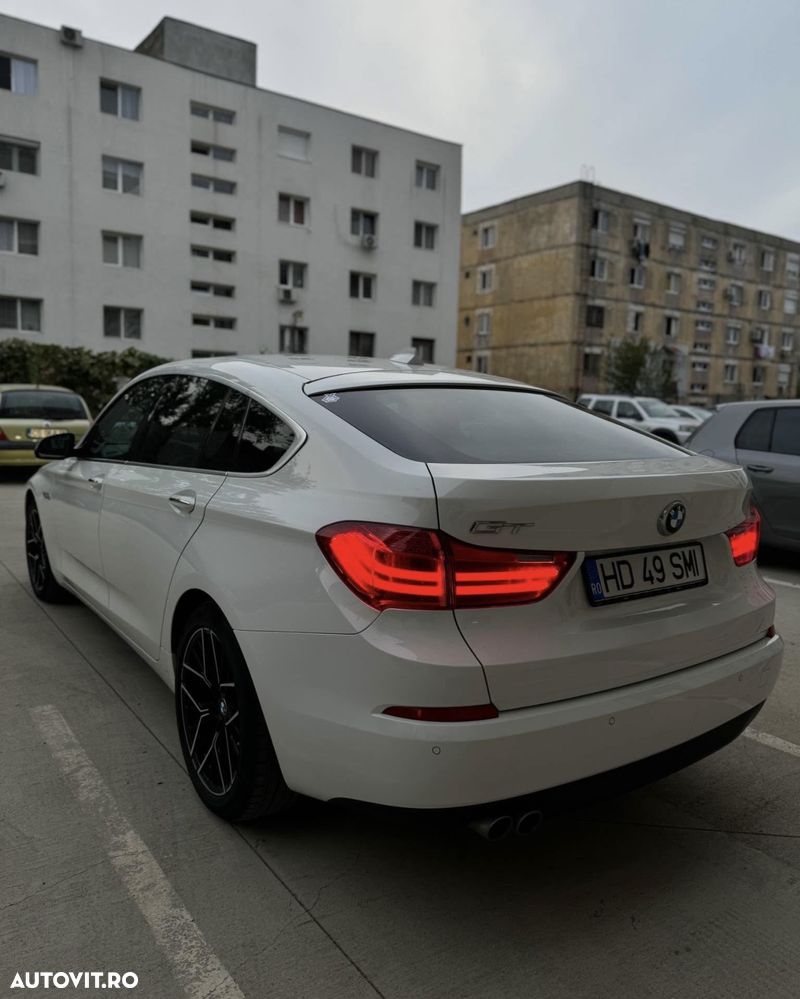 BMW Seria 5 520d Aut. Luxury Line - 4