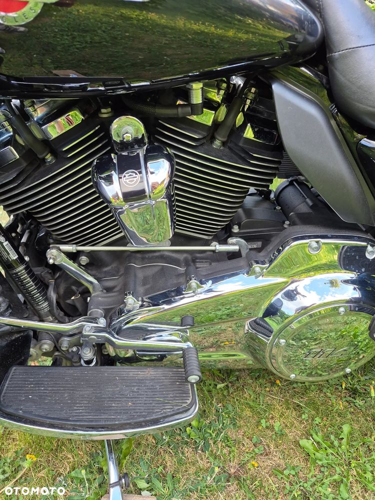 Harley-Davidson Touring Ultra Limited - 18