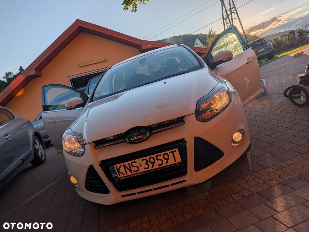 Ford Focus 1.6 EcoBoost Titanium - 4
