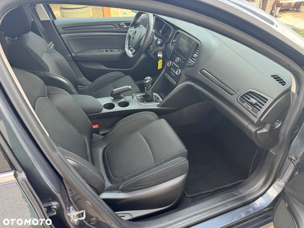 Renault Megane ENERGY TCe 100 EXPERIENCE - 8