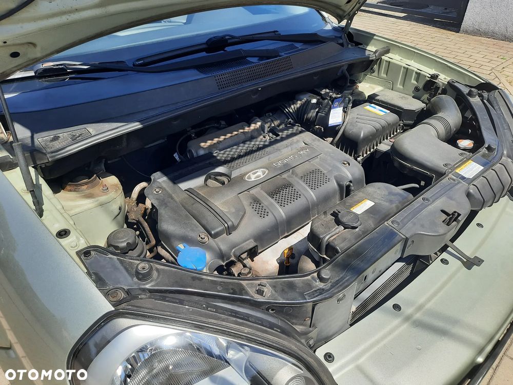 Hyundai Tucson 2.0 2WD GLS Style - 23