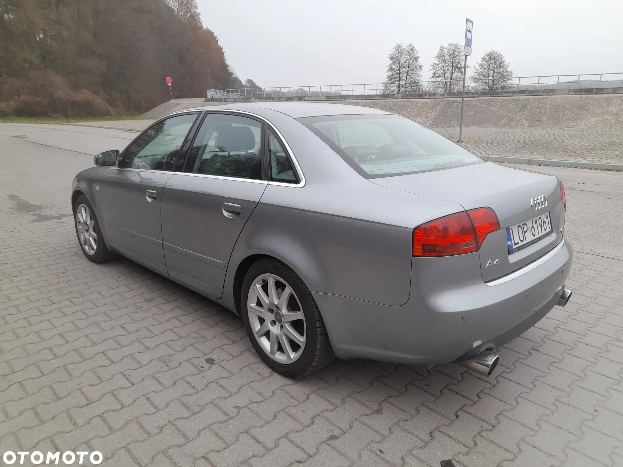 Audi A4 1.8 T quattro - 25