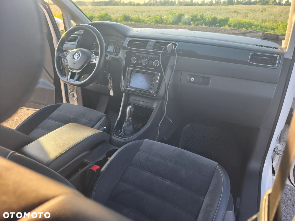 Volkswagen Caddy 2.0 TDI Highline DSG - 17
