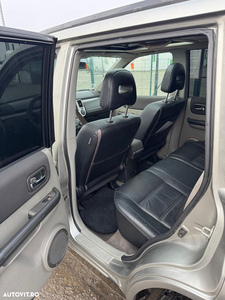 Nissan X-Trail 2.2 dCi 4x4 Edition Elegance - 28