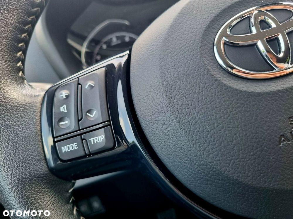 Toyota Yaris 1.5 Active - 16