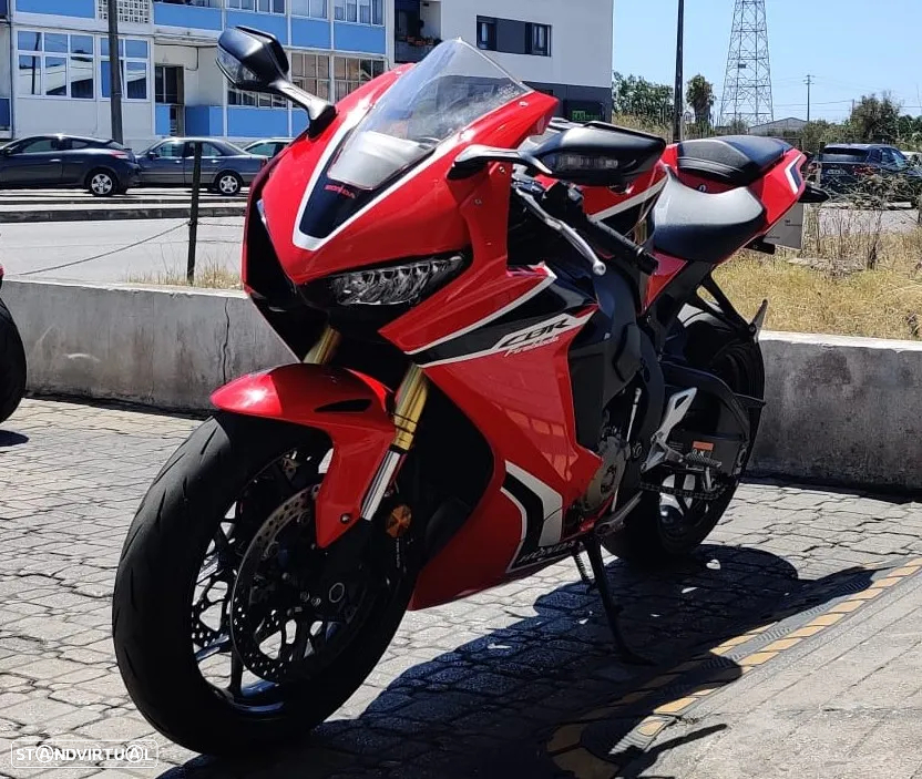 Honda CBR 1000 RR - 5
