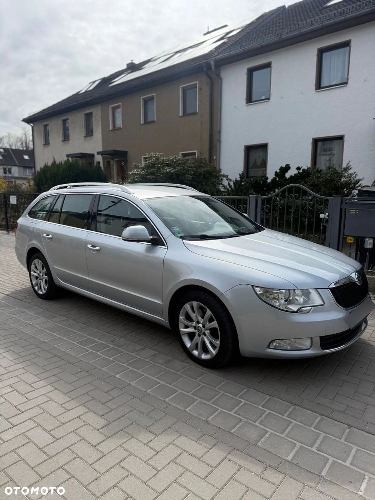 Skoda Superb 2.0 TDI Green tec Ambition - 2
