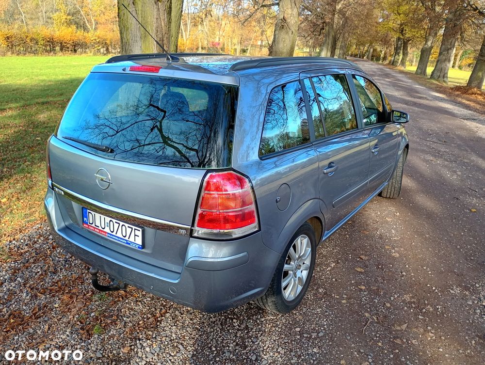 Opel Zafira - 3