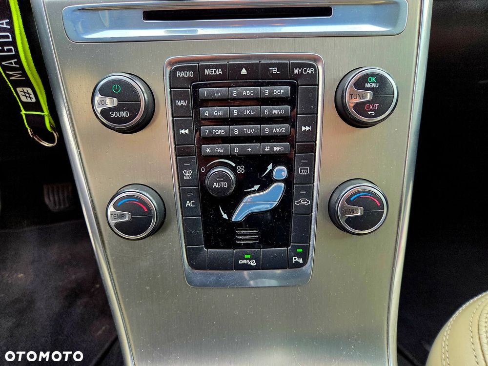 Volvo XC 60 DRIVe Momentum - 15