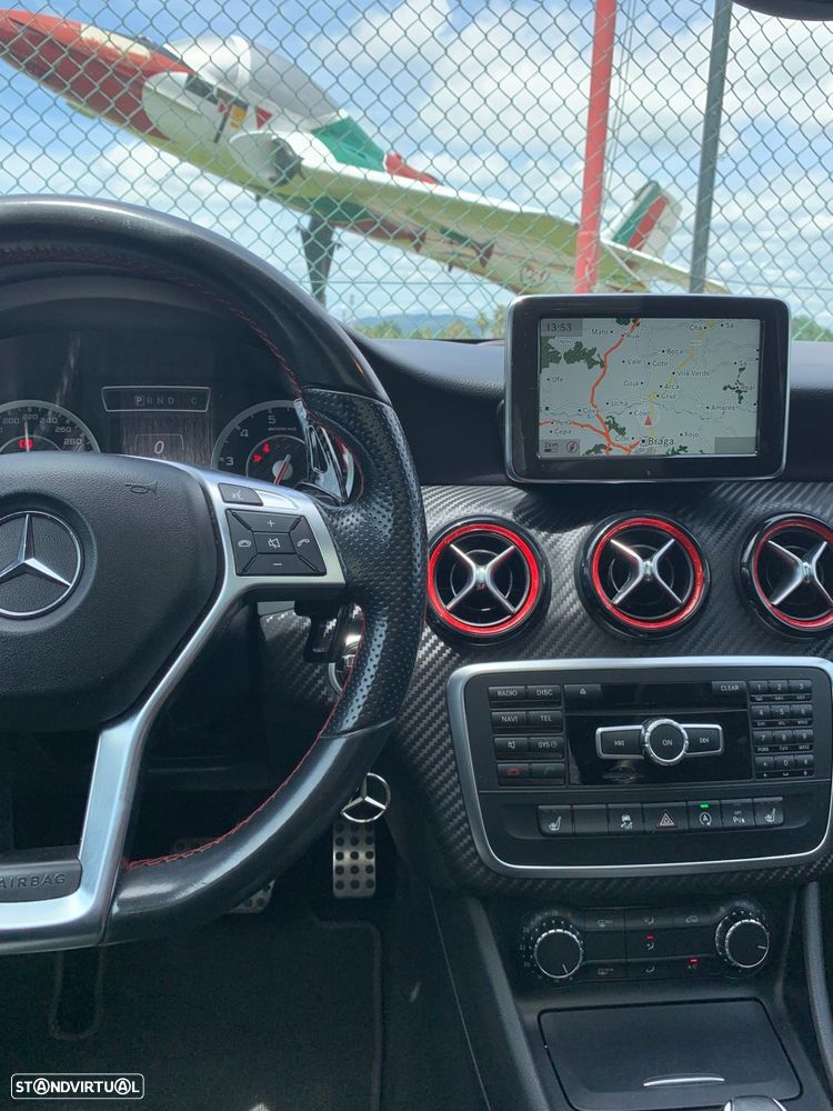 Mercedes-Benz A 45 AMG 4-Matic - 33