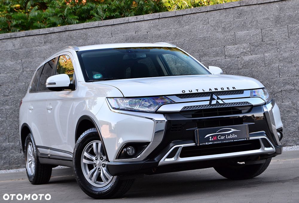 Mitsubishi Outlander 2.0 2WD Diamant - 1