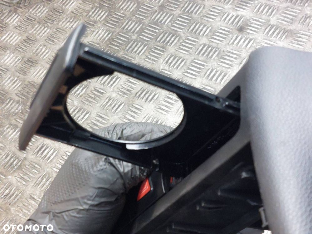 RAMKA KONSOLI ŚRODKOWA PANEL NAWIEWU SEAT TOLEDO II LEON I 1M0820043C - 2