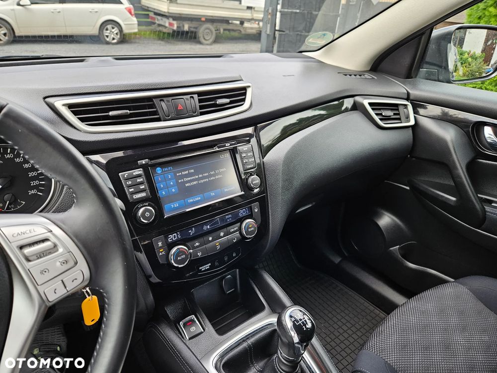 Nissan Qashqai 1.2 DIG-T Visia EU6 - 21