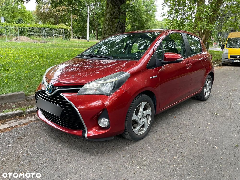 Toyota Yaris Hybrid 100 Premium EU6 - 8