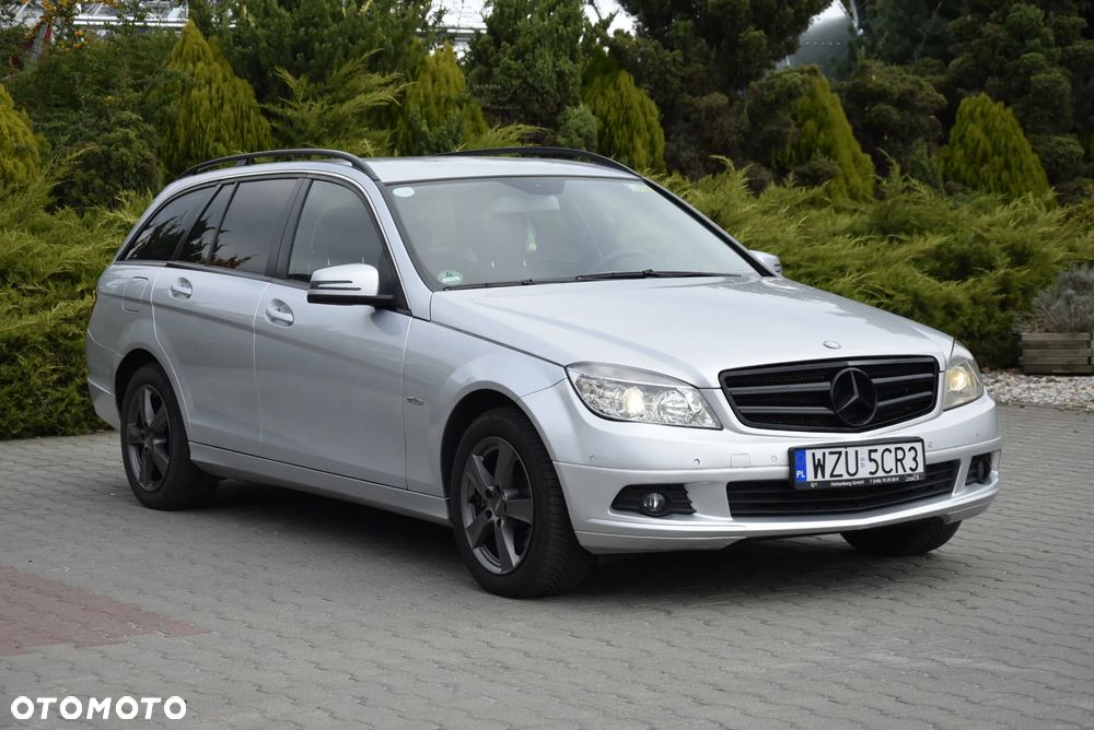 Mercedes-Benz Klasa C 180 K BlueEff Elegance - 4