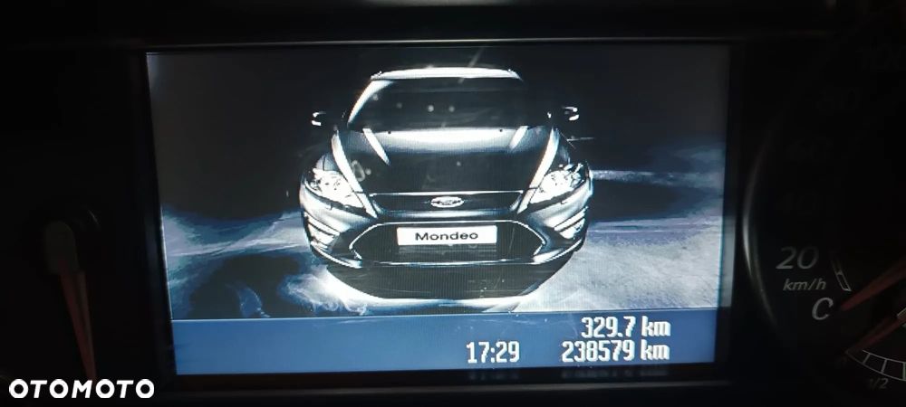 Ford Mondeo 2.0 T Titanium - 22