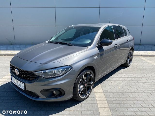 Fiat Tipo 1.4 T-Jet S-Design - 1