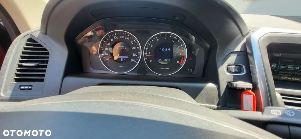 Volvo XC 60 3.2 AWD Momentum - 9