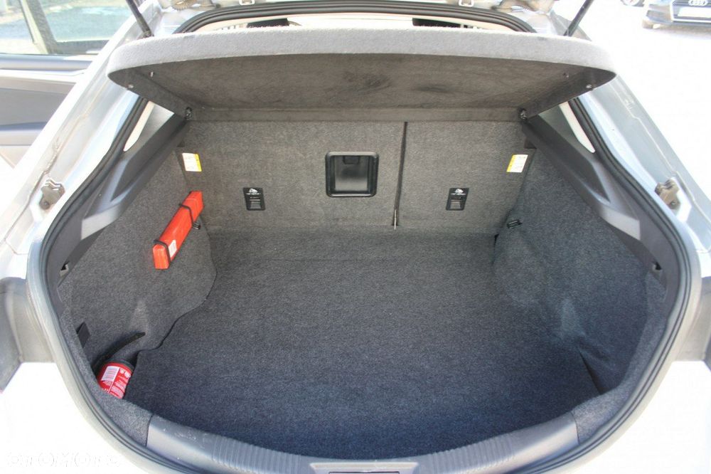 Ford Mondeo - 33