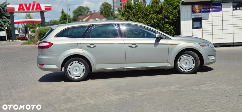 Ford Mondeo 2.0 TDCi Ghia - 19