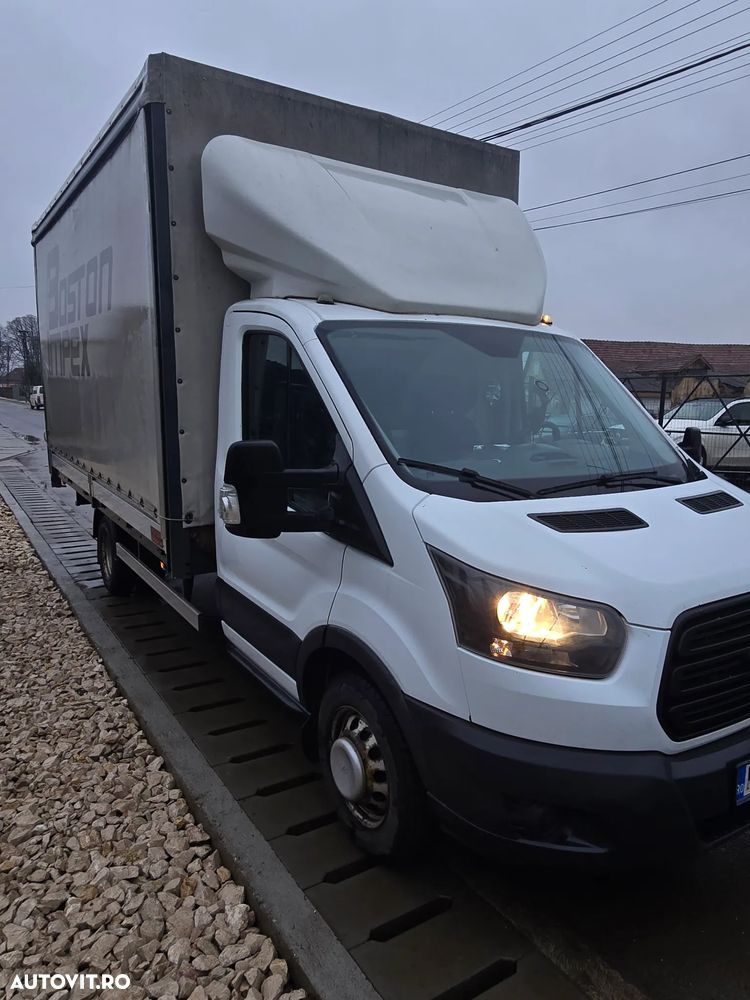 Ford Transit - 1