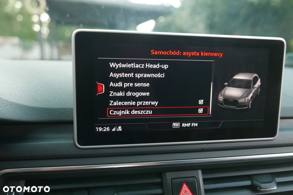 Audi A4 Avant - 8