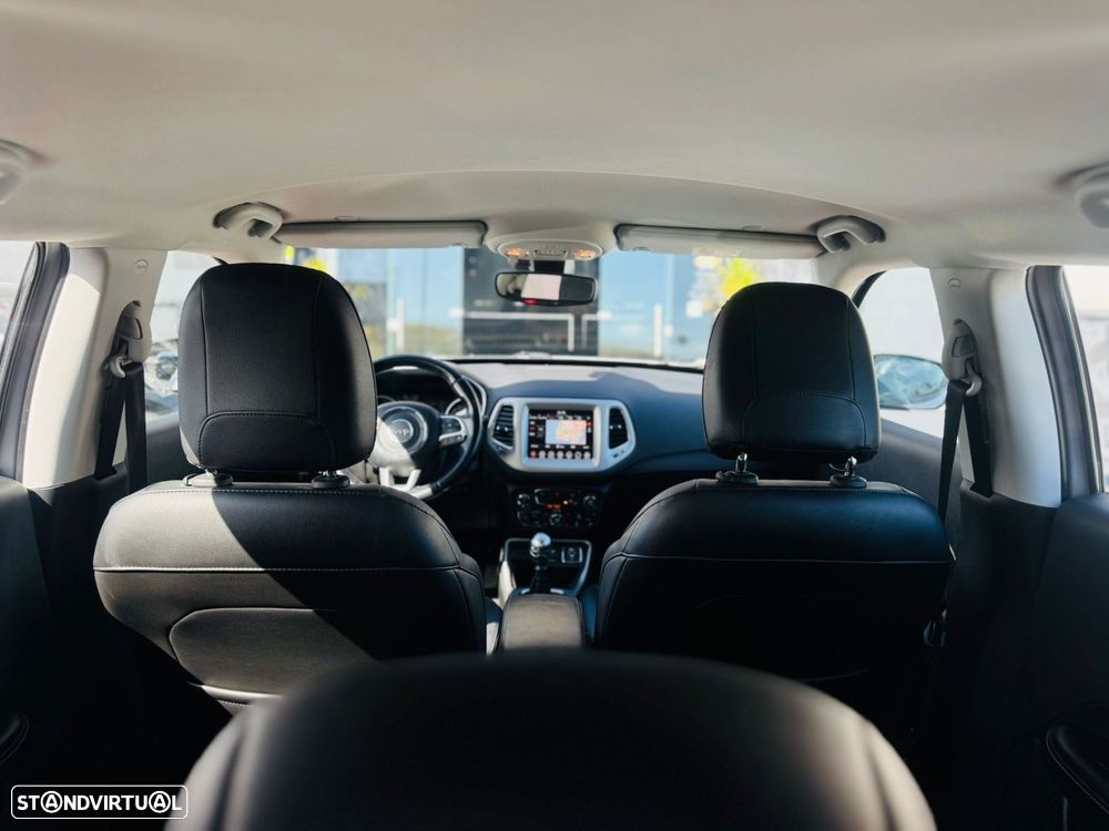 Jeep Compass 1.3 T Longitude - 37